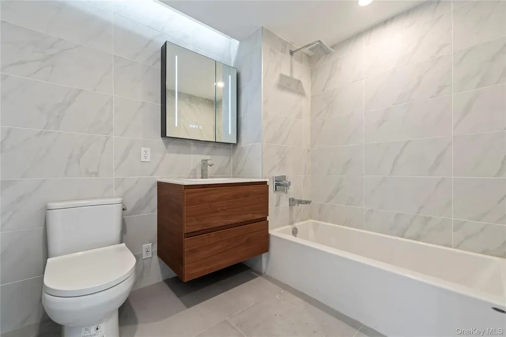 144-49 Northern Boulevard Flushing NY 11354