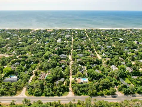 11 Devon Road Amagansett NY 11930