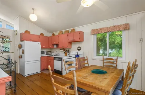 11 Devon Road Amagansett NY 11930