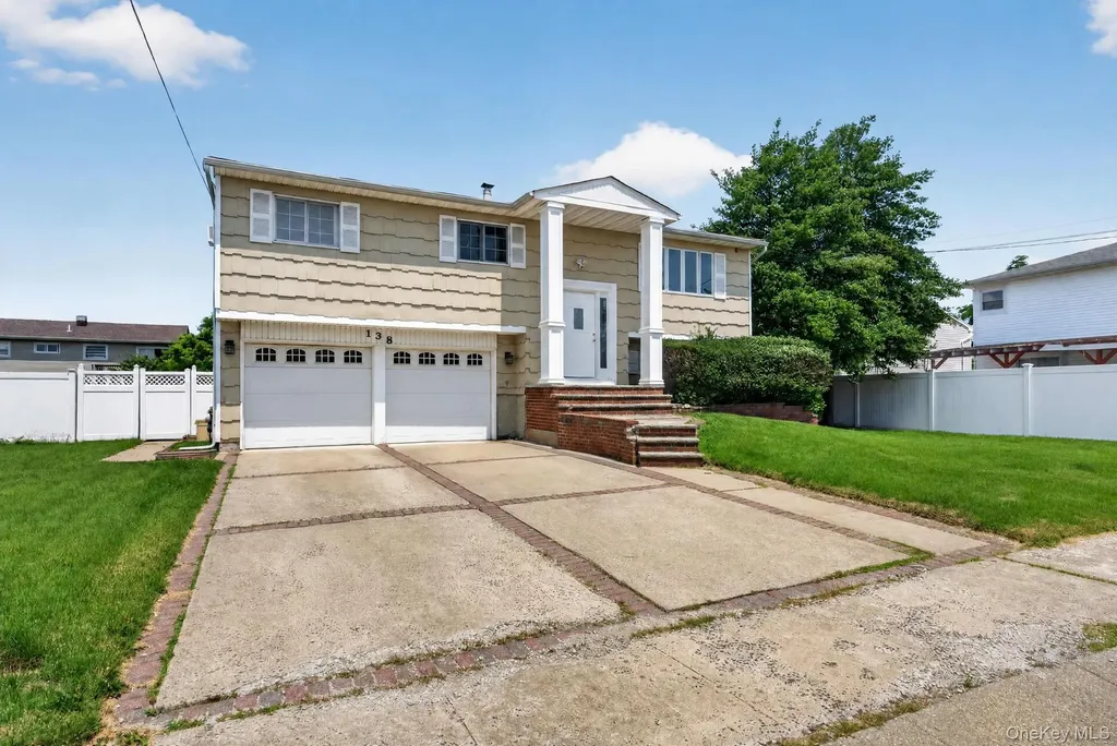 138 Spring Street Massapequa NY 11758