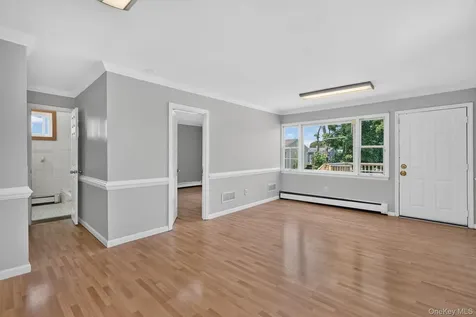 138 Spring Street Massapequa NY 11758