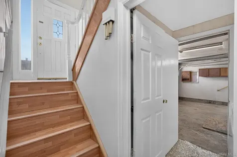 138 Spring Street Massapequa NY 11758