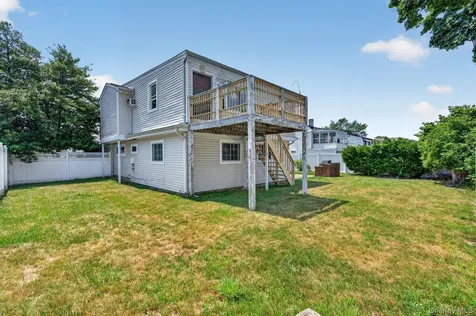 138 Spring Street Massapequa NY 11758