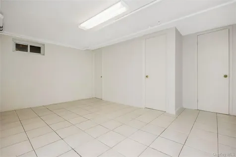 218 Willets Lane Jericho NY 11753