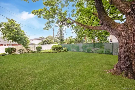 218 Willets Lane Jericho NY 11753