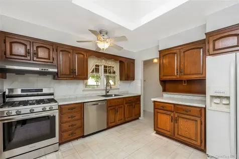 218 Willets Lane Jericho NY 11753