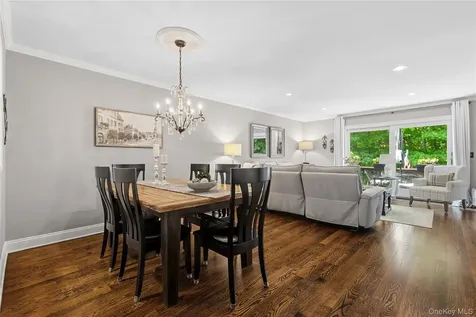 204 Twin Brook Court Carmel NY 10512