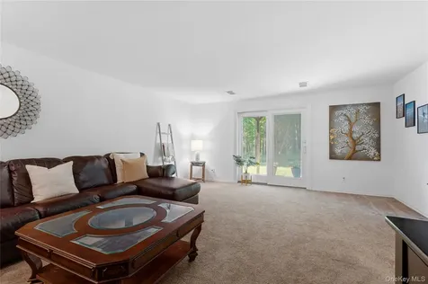 204 Twin Brook Court Carmel NY 10512