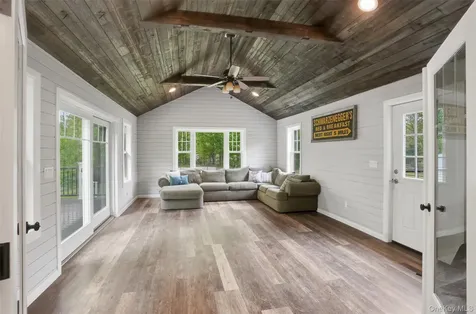 308 Hollow Road Staatsburg NY 12580