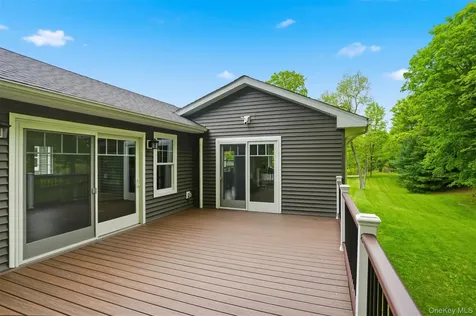 308 Hollow Road Staatsburg NY 12580