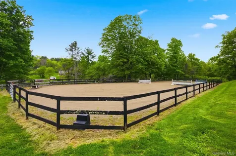 308 Hollow Road Staatsburg NY 12580