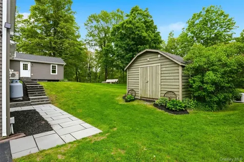 308 Hollow Road Staatsburg NY 12580