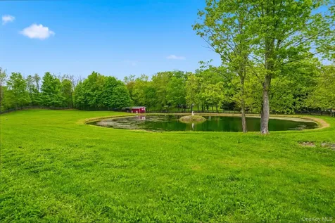 308 Hollow Road Staatsburg NY 12580