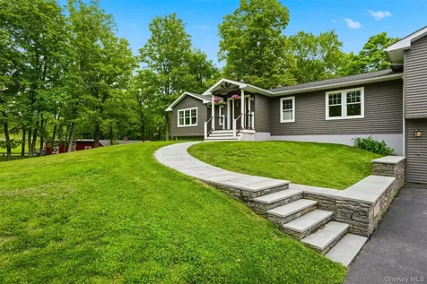 308 Hollow Road Staatsburg NY 12580