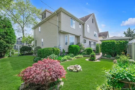 110 Union Place Lynbrook NY 11563