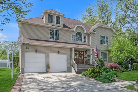 110 Union Place Lynbrook NY 11563