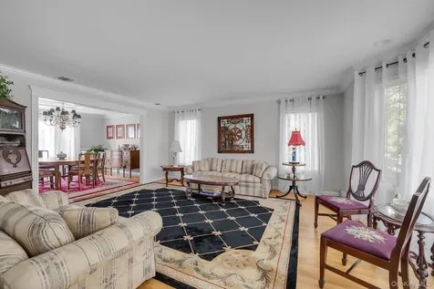 110 Union Place Lynbrook NY 11563
