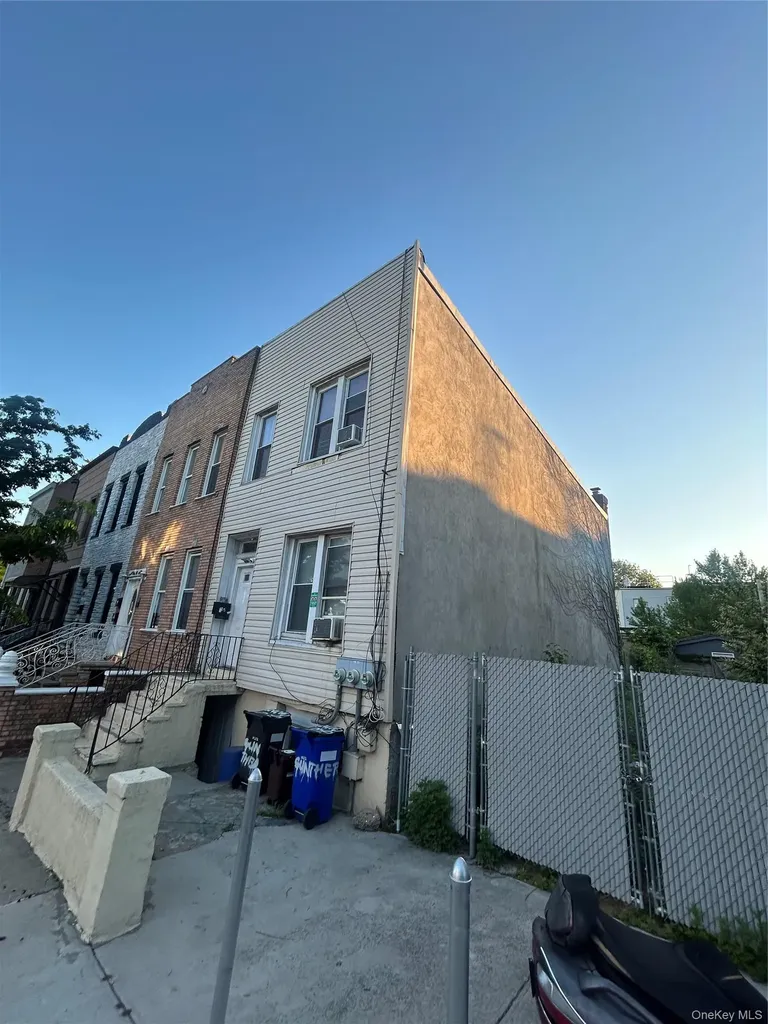 26 Gunther Place Brooklyn NY 11233