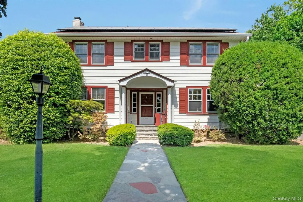 1 8th Street Pelham NY 10803