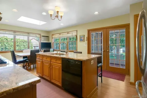 1 8th Street Pelham NY 10803