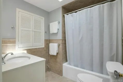 1 8th Street Pelham NY 10803
