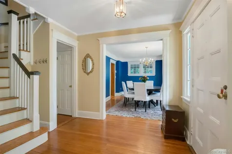 1 8th Street Pelham NY 10803