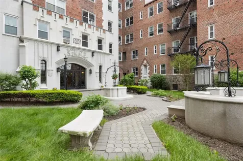 60 W Broad Street Mount Vernon NY 10552
