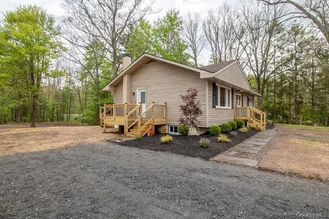 31 Marion Avenue Napanoch NY 12458