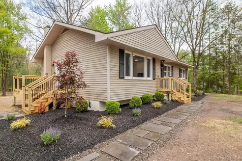 31 Marion Avenue Napanoch NY 12458