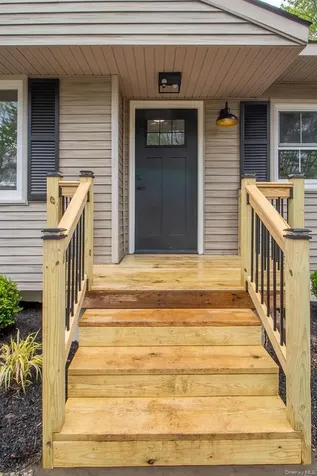 31 Marion Avenue Napanoch NY 12458