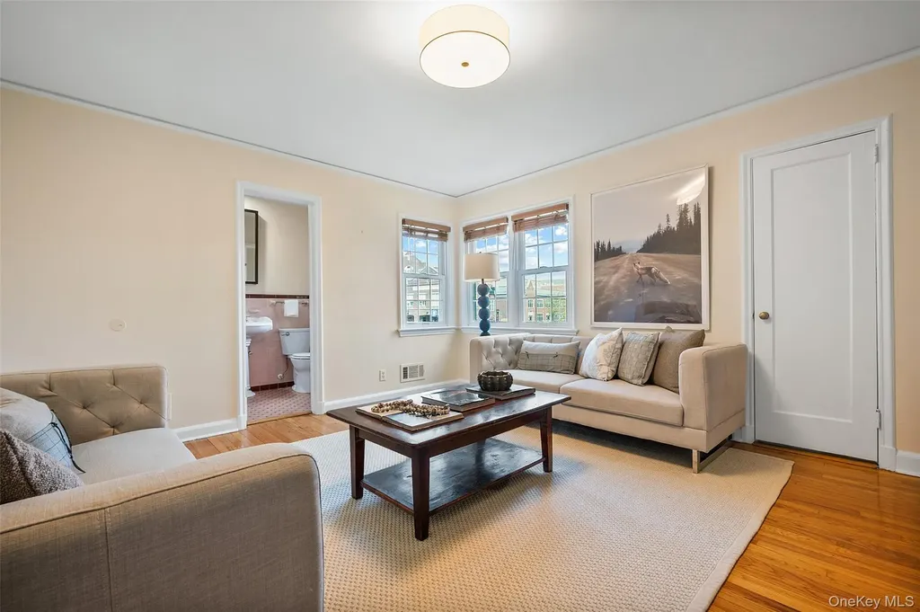 52 Midland Avenue Bronxville NY 10708