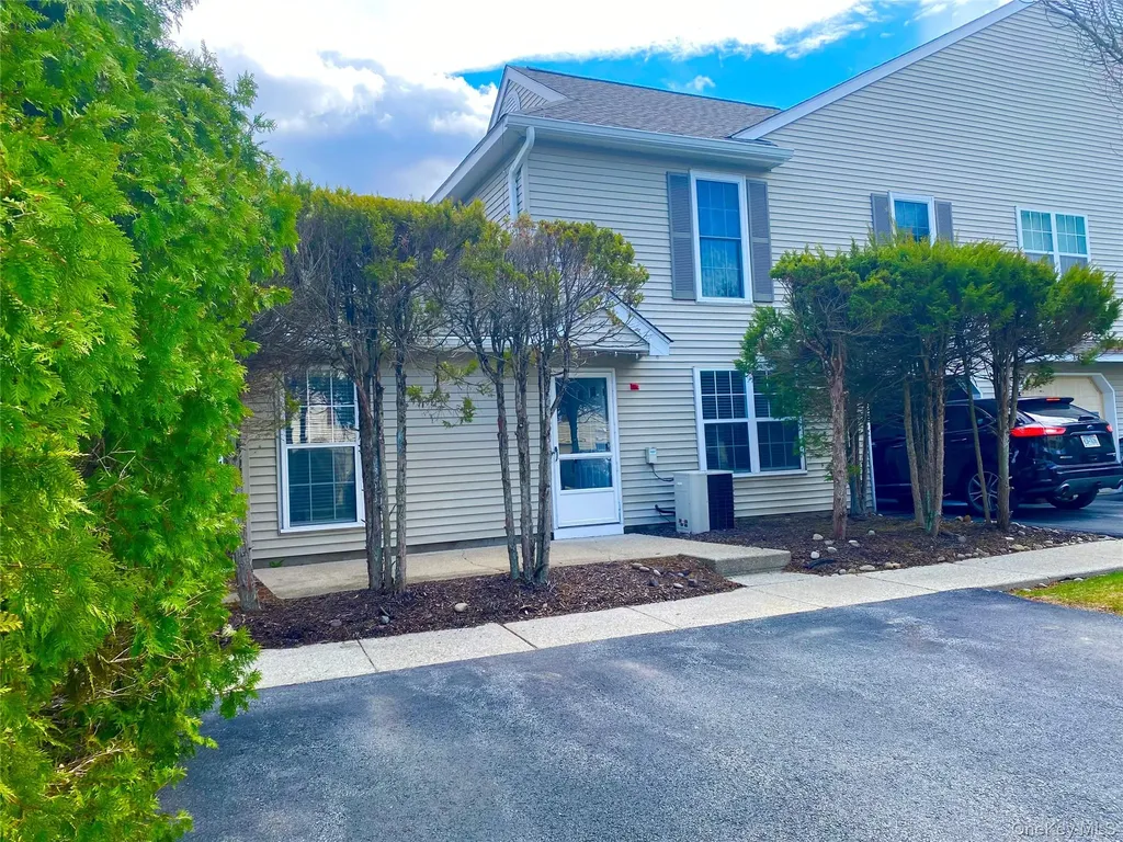 50 Olde Wagon Road Warwick NY 10990