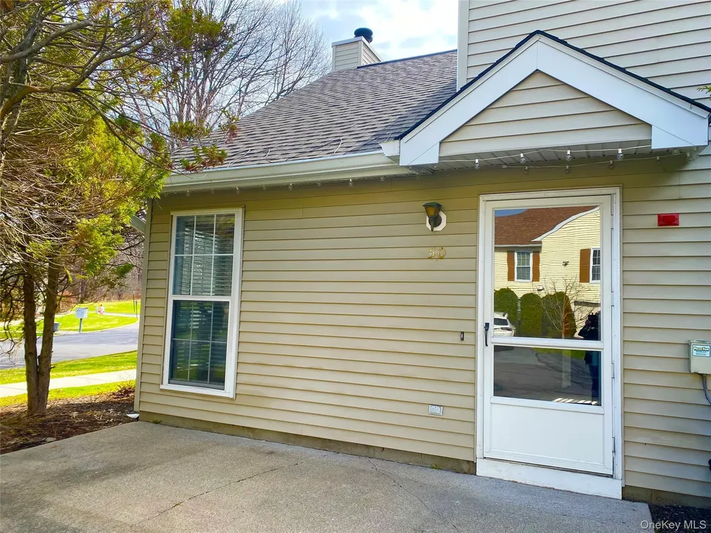 50 Olde Wagon Road Warwick NY 10990