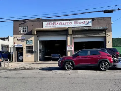 213-33 99TH Queens Village NY 11427