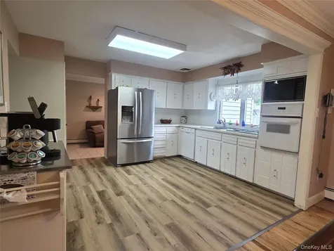 2663 Columbus Avenue North Bellmore NY 11710