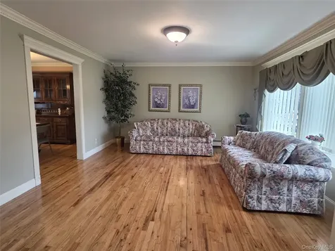 2663 Columbus Avenue North Bellmore NY 11710