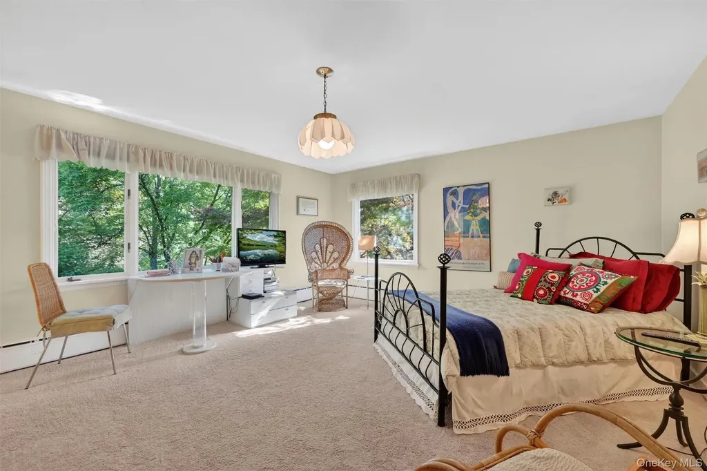 20 Moriah Lane Montebello NY 10901