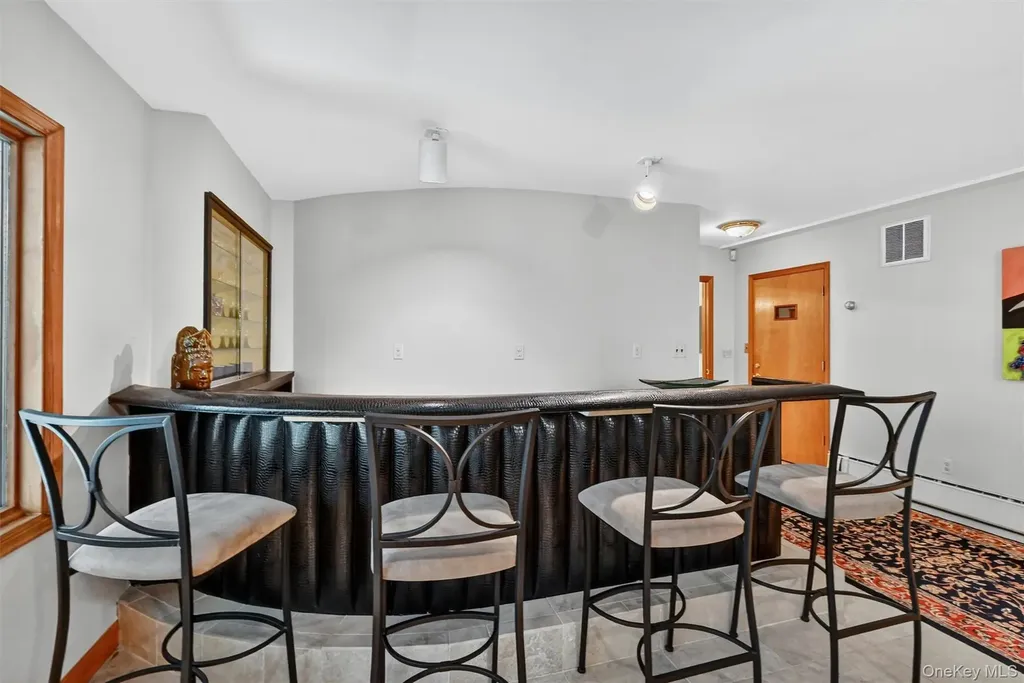 20 Moriah Lane Montebello NY 10901