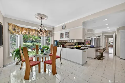 20 Moriah Lane Montebello NY 10901