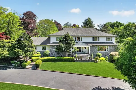20 Moriah Lane Montebello NY 10901