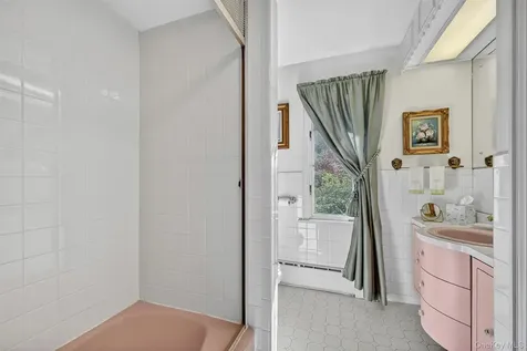 20 Moriah Lane Montebello NY 10901