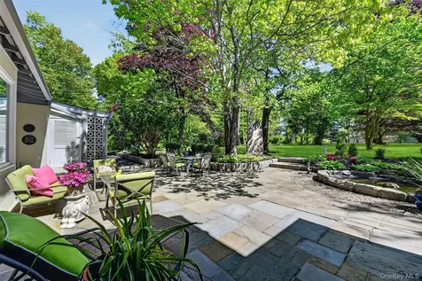 20 Moriah Lane Montebello NY 10901