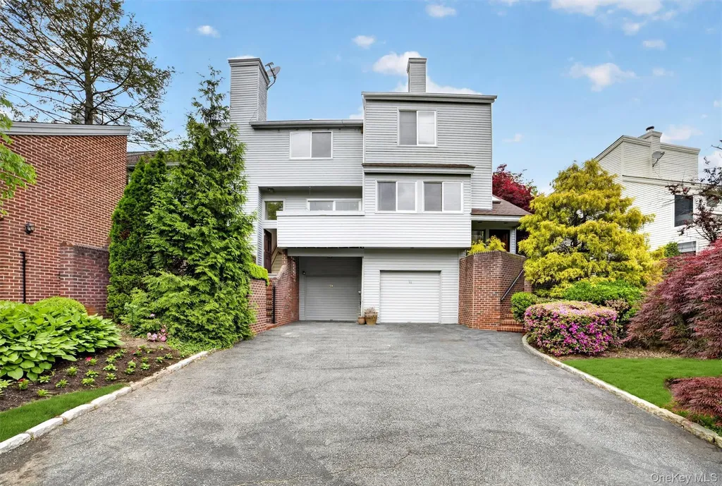 41 Waterside Close Eastchester NY 10709