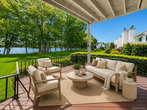41 Waterside Close Eastchester NY 10709