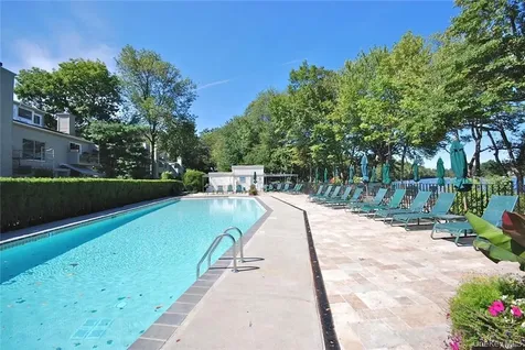 41 Waterside Close Eastchester NY 10709