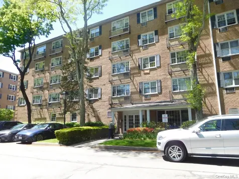 3 Consulate Drive Tuckahoe NY 10707