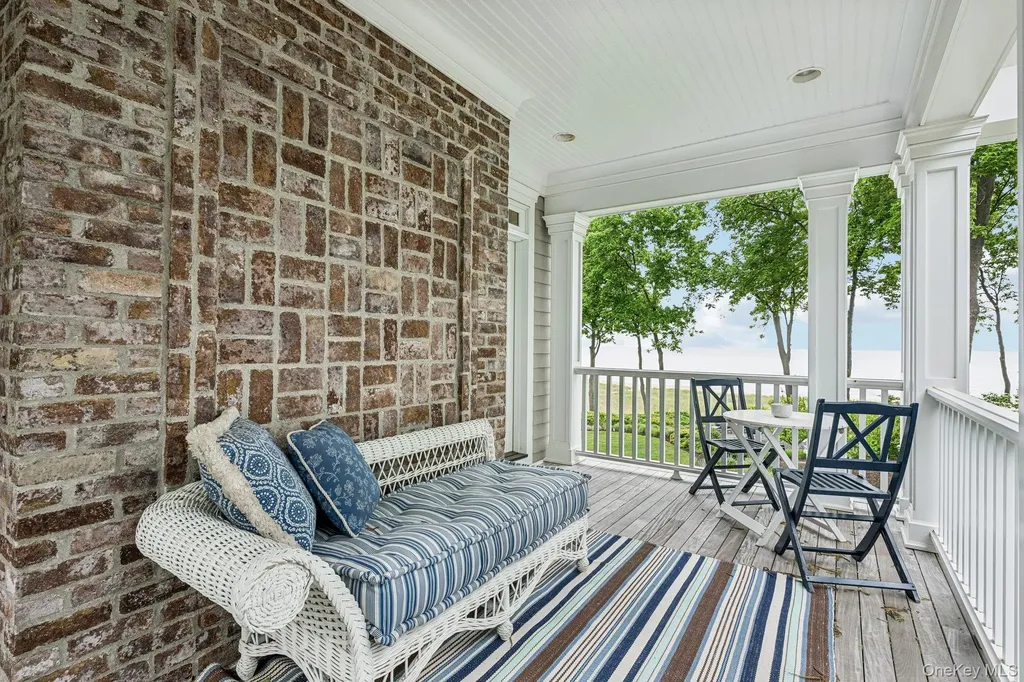 6 Pheasant Run Nissequogue NY 11780