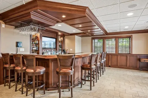 6 Pheasant Run Nissequogue NY 11780
