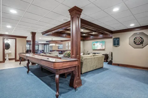 6 Pheasant Run Nissequogue NY 11780