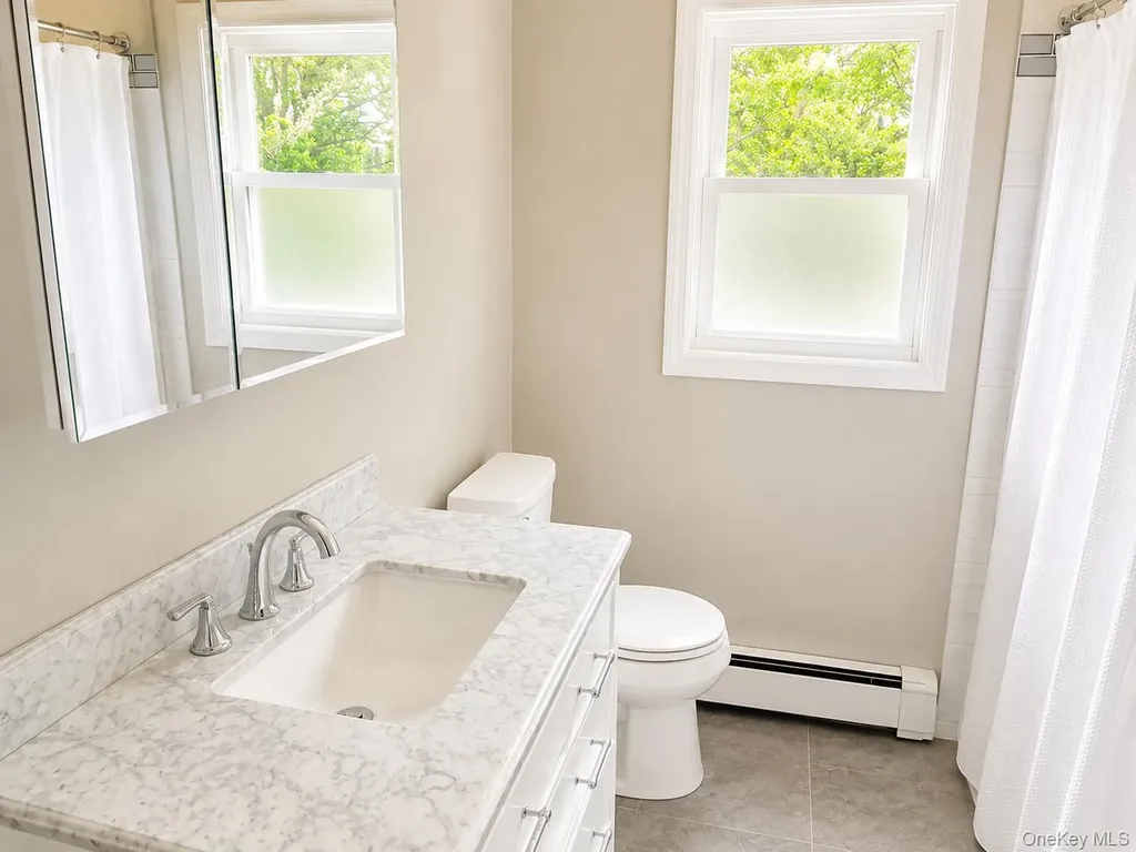 6 Sinclair Drive Greenlawn NY 11740